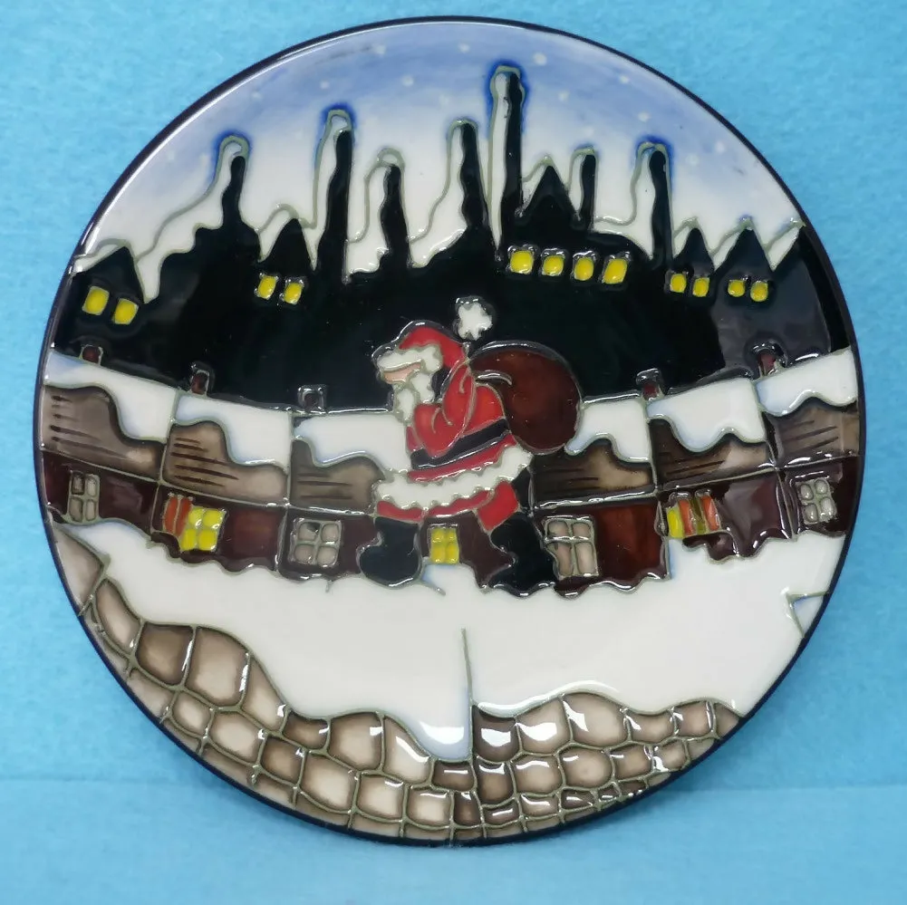 A Moorcroft Christmas in the Pots Pin Dish by Vicki Lovatt.