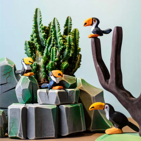 Bumbu Toys Toucan Family SET