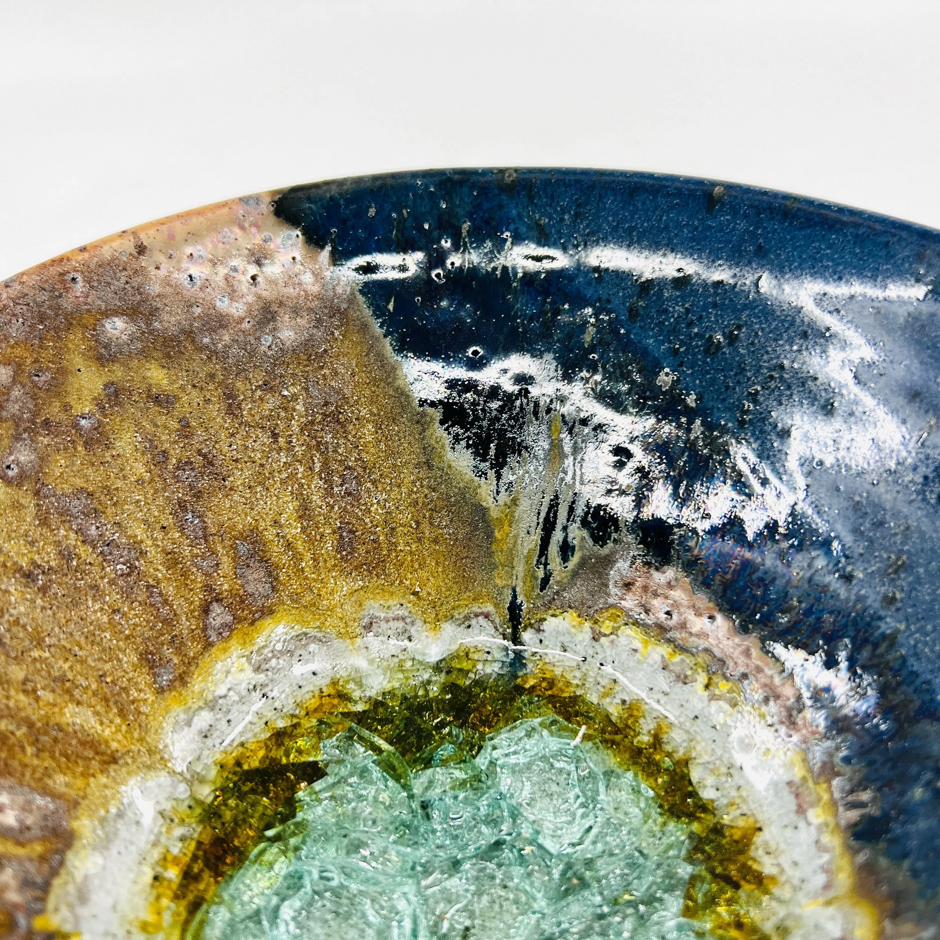 Ceramic Crackle Bowl 51