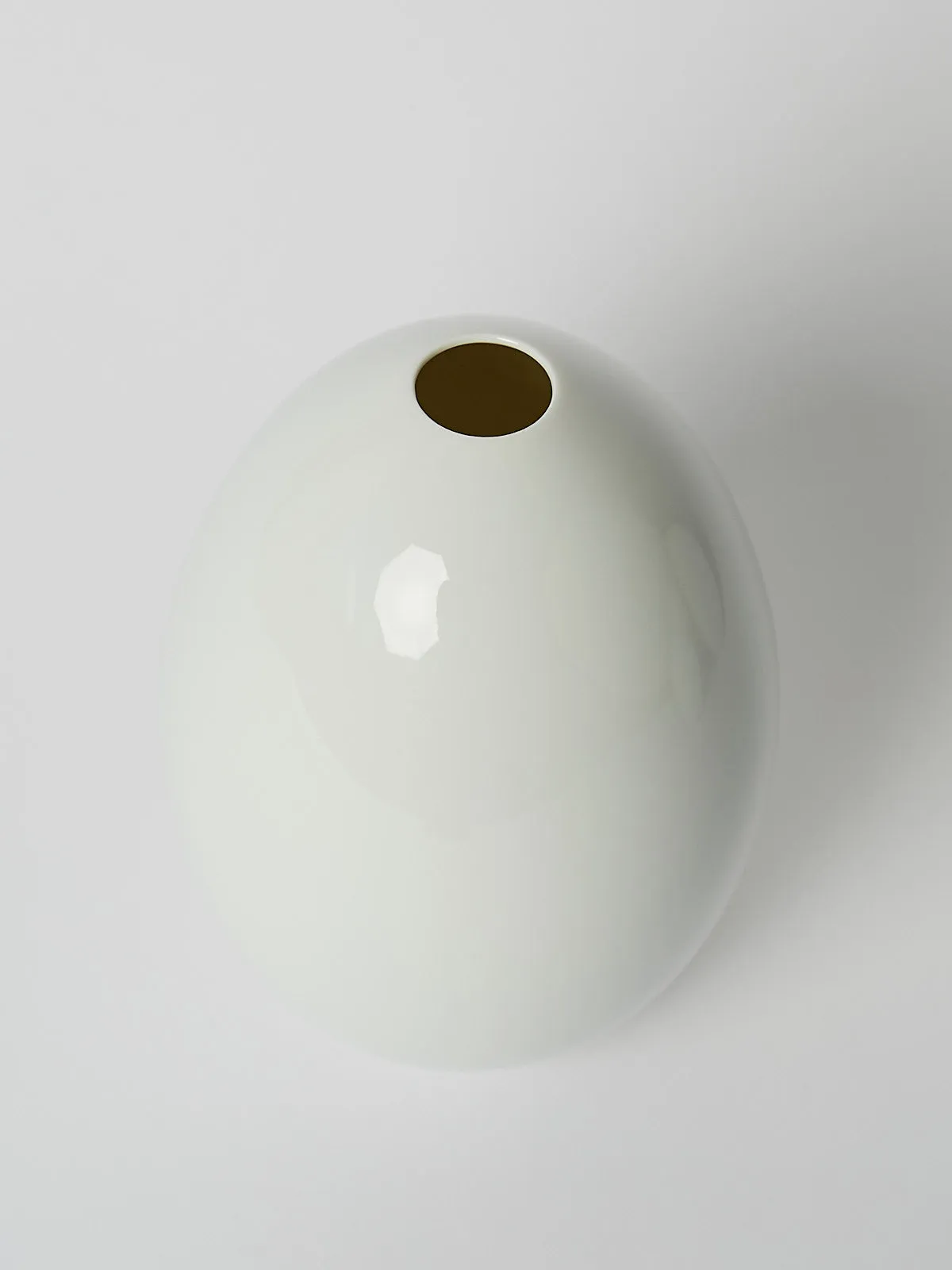 Egg Vase 16cm in White Glazed