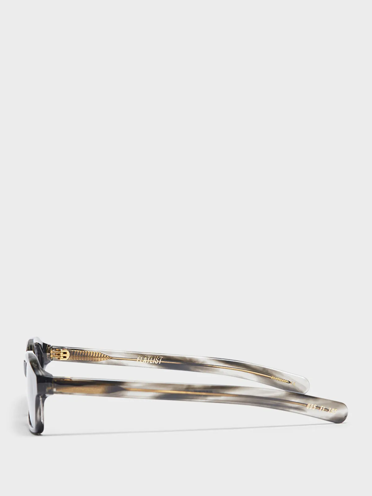 Hanky Sunglasses in Grey Havana and Smoke Gradient Lens