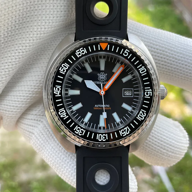 Steeldive SD1983 DS-3 1000m Diver Watch